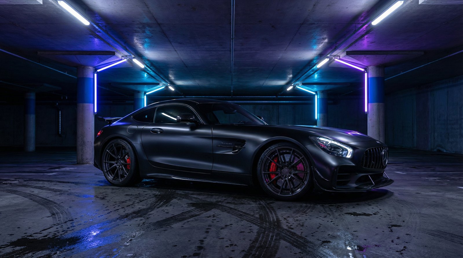 麻豆德系性能车视频